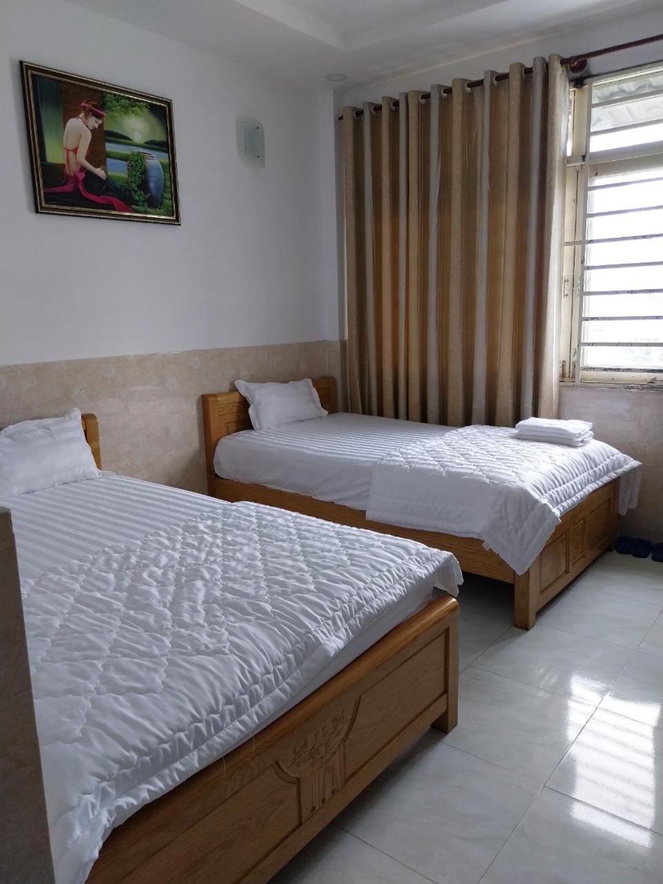 Khach San Thien Phuc Hotel โฮจิมินห์ซิตี้ ภายนอก รูปภาพ